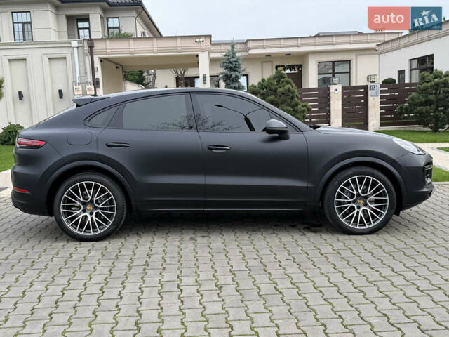 Чорний Порше Cayenne Coupe, об'ємом двигуна 3 л та пробігом 60 тис. км за 84800 $, фото 29 на Automoto.ua