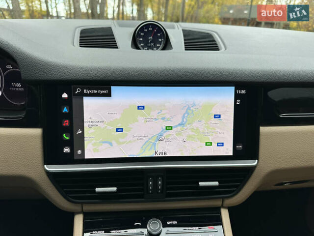 Чорний Порше Cayenne Coupe, об'ємом двигуна 3 л та пробігом 34 тис. км за 110000 $, фото 38 на Automoto.ua