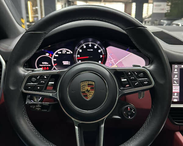 Черный Порше Cayenne Coupe, объемом двигателя 3 л и пробегом 34 тыс. км за 89999 $, фото 22 на Automoto.ua
