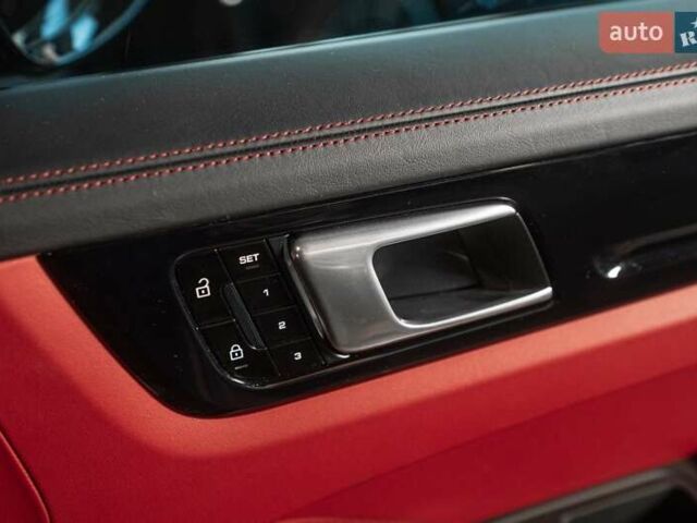 Черный Порше Cayenne Coupe, объемом двигателя 3 л и пробегом 34 тыс. км за 89900 $, фото 64 на Automoto.ua