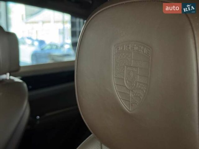 Черный Порше Cayenne Coupe, объемом двигателя 3 л и пробегом 82 тыс. км за 79900 $, фото 16 на Automoto.ua