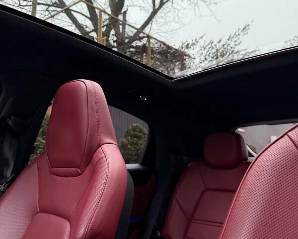 Чорний Порше Cayenne Coupe, об'ємом двигуна 4 л та пробігом 54 тис. км за 116000 $, фото 13 на Automoto.ua