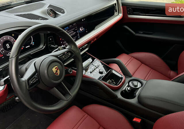 Порше Cayenne Coupe 2023 в Львове на Automoto.ua Черный Порше Cayenne Coupe, объемом двигателя 3 л и пробегом 6 тыс. км за 137000 $, фото 47 на Automoto.ua