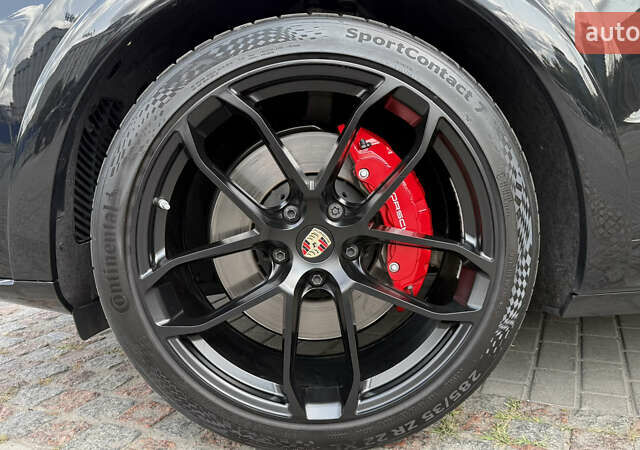 Чорний Порше Cayenne Coupe, об'ємом двигуна 4 л та пробігом 22 тис. км за 135900 $, фото 17 на Automoto.ua