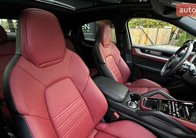 Порше Cayenne Coupe 2023 в Львове на Automoto.ua Черный Порше Cayenne Coupe, объемом двигателя 3 л и пробегом 6 тыс. км за 137000 $, фото 71 на Automoto.ua