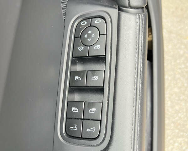 Чорний Порше Cayenne Coupe, об'ємом двигуна 3 л та пробігом 44 тис. км за 119000 $, фото 26 на Automoto.ua