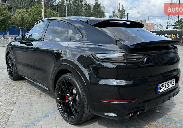 Чорний Порше Cayenne Coupe, об'ємом двигуна 4 л та пробігом 22 тис. км за 135900 $, фото 9 на Automoto.ua