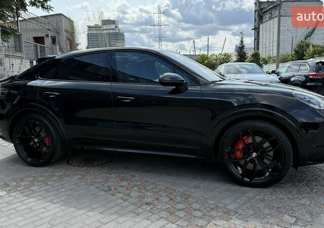 Чорний Порше Cayenne Coupe, об'ємом двигуна 4 л та пробігом 22 тис. км за 135900 $, фото 5 на Automoto.ua