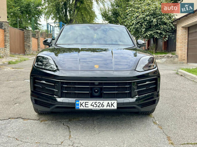 Порше Cayenne Coupe 2023 в Киеве на Automoto.ua Черный Порше Cayenne Coupe, объемом двигателя 3 л и пробегом 44 тыс. км за 125000 $, фото 3 на Automoto.ua