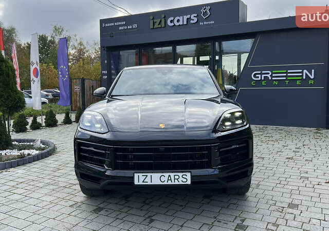 Порше Cayenne Coupe 2023 в Львове на Automoto.ua Черный Порше Cayenne Coupe, объемом двигателя 3 л и пробегом 6 тыс. км за 137000 $, фото 1 на Automoto.ua
