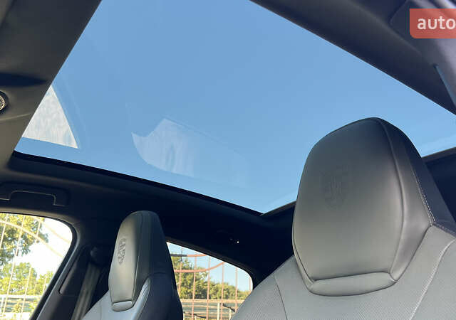 Чорний Порше Cayenne Coupe, об'ємом двигуна 3 л та пробігом 86 тис. км за 112999 $, фото 27 на Automoto.ua
