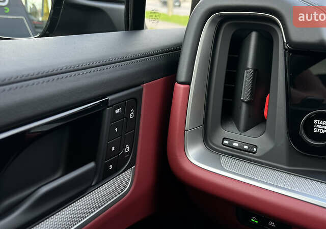 Порше Cayenne Coupe 2023 в Львове на Automoto.ua Черный Порше Cayenne Coupe, объемом двигателя 3 л и пробегом 6 тыс. км за 137000 $, фото 36 на Automoto.ua