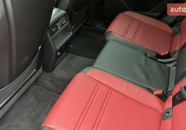 Порше Cayenne Coupe 2023 в Львове на Automoto.ua Черный Порше Cayenne Coupe, объемом двигателя 3 л и пробегом 6 тыс. км за 137000 $, фото 53 на Automoto.ua