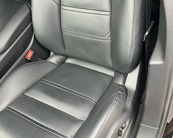 Чорний Порше Cayenne Coupe, об'ємом двигуна 3 л та пробігом 44 тис. км за 119000 $, фото 28 на Automoto.ua