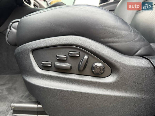 Черный Порше Cayenne Coupe, объемом двигателя 4 л и пробегом 23 тыс. км за 249900 $, фото 76 на Automoto.ua