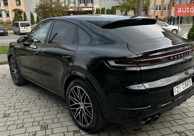 Порше Cayenne Coupe 2023 в Львове на Automoto.ua Черный Порше Cayenne Coupe, объемом двигателя 3 л и пробегом 6 тыс. км за 137000 $, фото 4 на Automoto.ua