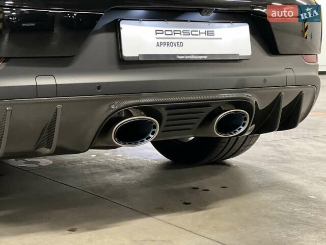 Черный Порше Cayenne Coupe, объемом двигателя 4 л и пробегом 2 тыс. км за 312417 $, фото 27 на Automoto.ua