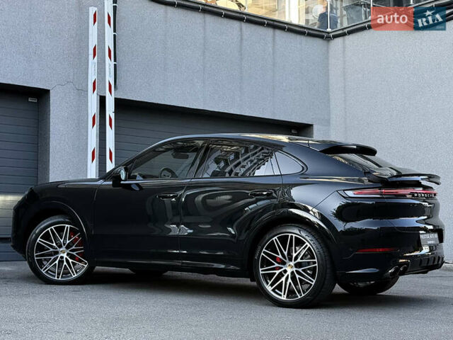 Черный Порше Cayenne Coupe, объемом двигателя 3.98 л и пробегом 19 тыс. км за 175000 $, фото 32 на Automoto.ua