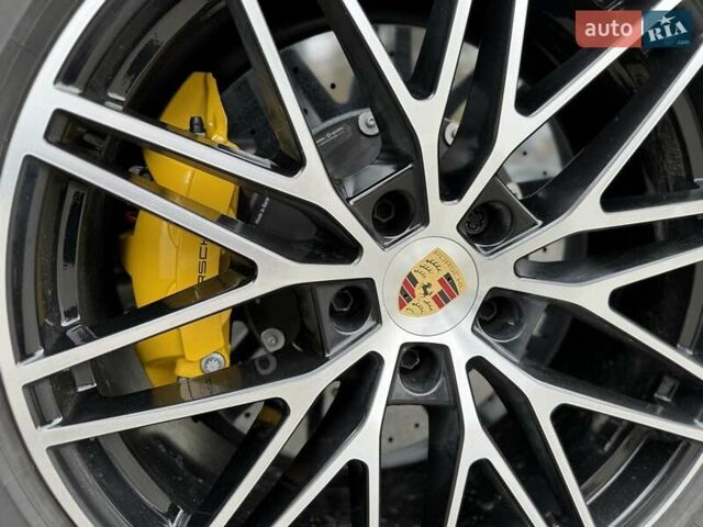 Черный Порше Cayenne Coupe, объемом двигателя 4 л и пробегом 45 тыс. км за 172000 $, фото 11 на Automoto.ua