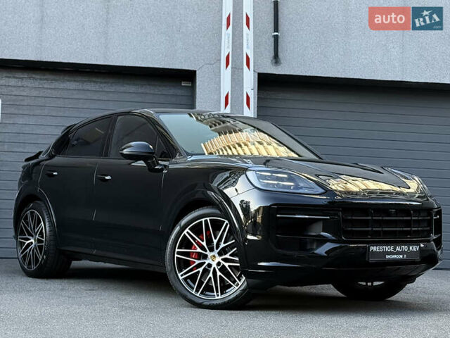 Черный Порше Cayenne Coupe, объемом двигателя 3.98 л и пробегом 19 тыс. км за 175000 $, фото 3 на Automoto.ua