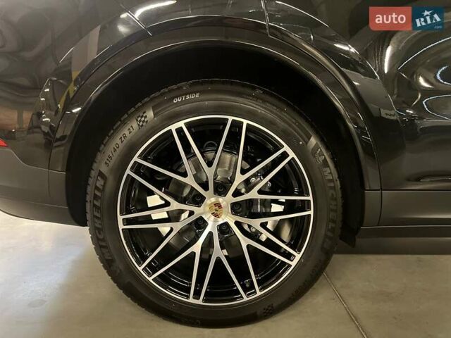 Черный Порше Cayenne Coupe, объемом двигателя 3 л и пробегом 10 тыс. км за 138625 $, фото 17 на Automoto.ua