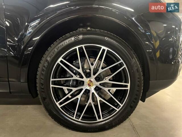 Черный Порше Cayenne Coupe, объемом двигателя 3 л и пробегом 10 тыс. км за 138625 $, фото 18 на Automoto.ua