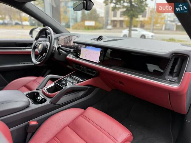 Черный Порше Cayenne Coupe, объемом двигателя 4 л и пробегом 45 тыс. км за 172000 $, фото 18 на Automoto.ua