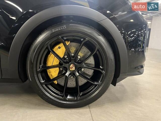 Черный Порше Cayenne Coupe, объемом двигателя 4 л и пробегом 2 тыс. км за 312417 $, фото 18 на Automoto.ua