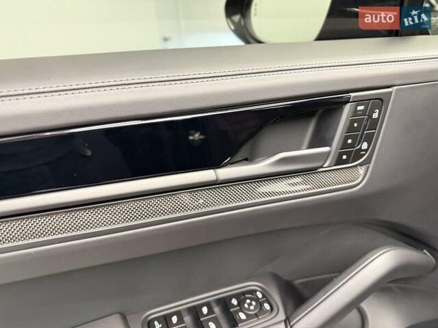 Черный Порше Cayenne Coupe, объемом двигателя 4 л и пробегом 25 тыс. км за 302700 $, фото 31 на Automoto.ua