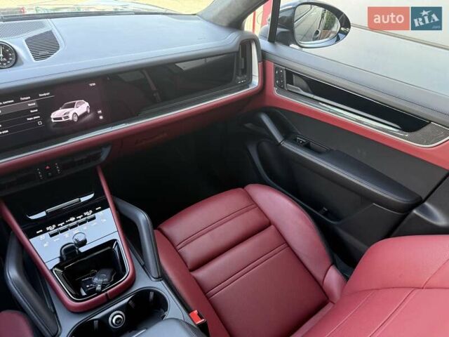 Черный Порше Cayenne Coupe, объемом двигателя 4 л и пробегом 40 тыс. км за 177000 $, фото 23 на Automoto.ua