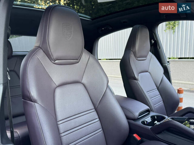 Черный Порше Cayenne Coupe, объемом двигателя 3.98 л и пробегом 19 тыс. км за 175000 $, фото 51 на Automoto.ua
