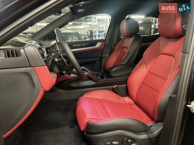 Черный Порше Cayenne Coupe, объемом двигателя 3 л и пробегом 10 тыс. км за 138625 $, фото 27 на Automoto.ua