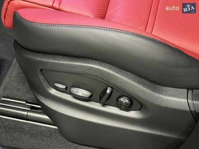Черный Порше Cayenne Coupe, объемом двигателя 3 л и пробегом 10 тыс. км за 138625 $, фото 38 на Automoto.ua