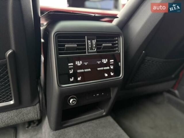 Черный Порше Cayenne Coupe, объемом двигателя 4 л и пробегом 45 тыс. км за 172000 $, фото 23 на Automoto.ua