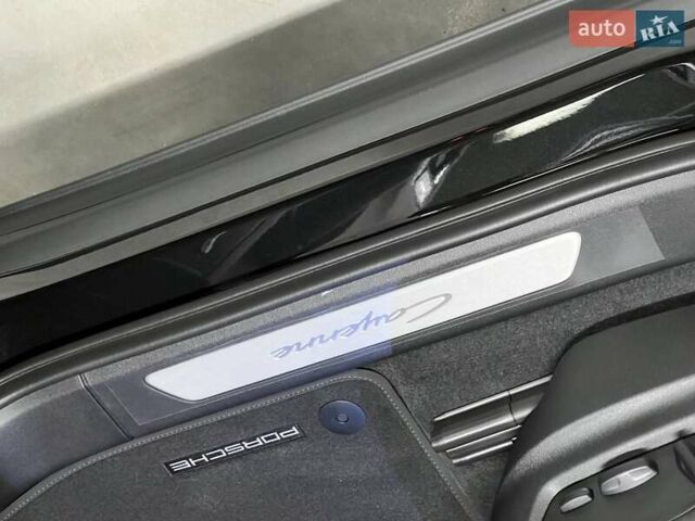 Черный Порше Cayenne Coupe, объемом двигателя 3 л и пробегом 10 тыс. км за 138625 $, фото 22 на Automoto.ua