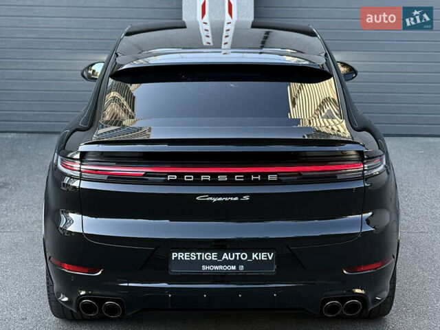 Черный Порше Cayenne Coupe, объемом двигателя 3.98 л и пробегом 19 тыс. км за 175000 $, фото 18 на Automoto.ua