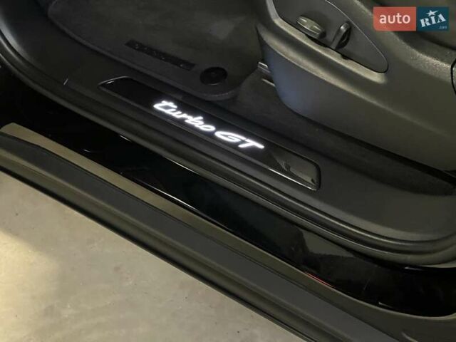 Черный Порше Cayenne Coupe, объемом двигателя 4 л и пробегом 2 тыс. км за 312417 $, фото 19 на Automoto.ua