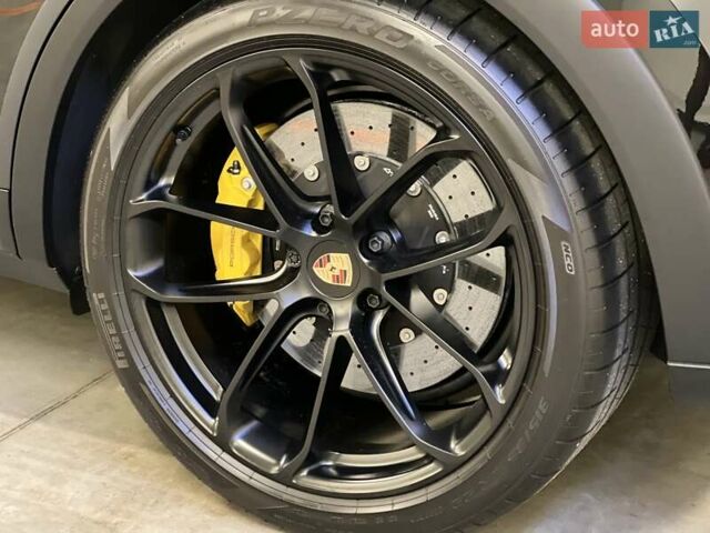 Черный Порше Cayenne Coupe, объемом двигателя 4 л и пробегом 2 тыс. км за 312417 $, фото 28 на Automoto.ua