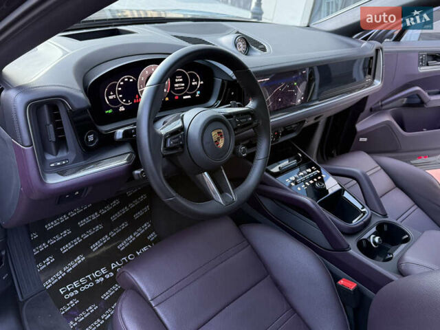 Черный Порше Cayenne Coupe, объемом двигателя 3.98 л и пробегом 19 тыс. км за 175000 $, фото 47 на Automoto.ua