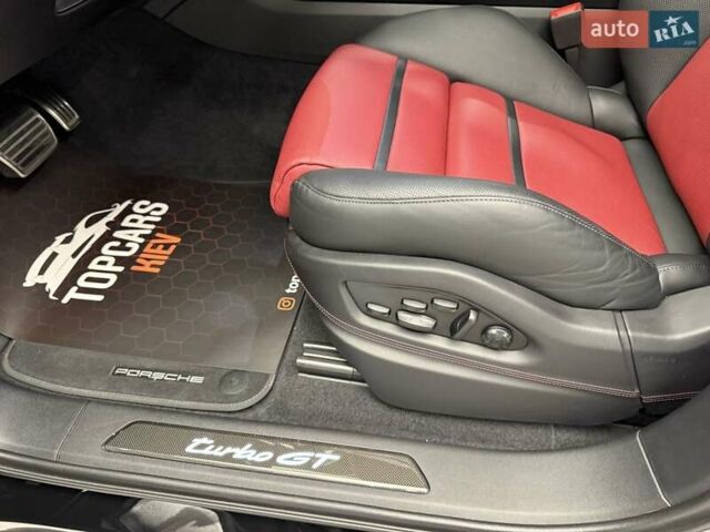 Черный Порше Cayenne Coupe, объемом двигателя 4 л и пробегом 25 тыс. км за 302700 $, фото 35 на Automoto.ua