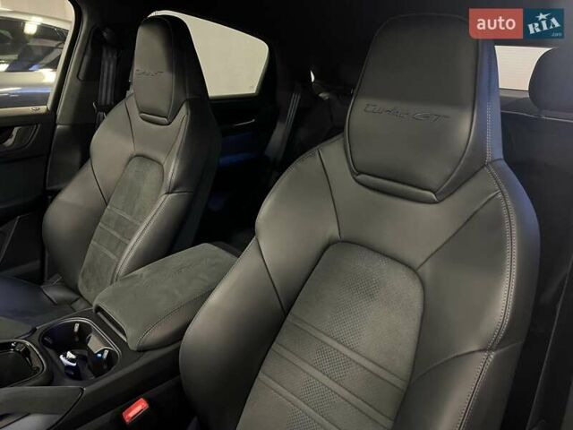 Черный Порше Cayenne Coupe, объемом двигателя 4 л и пробегом 2 тыс. км за 312417 $, фото 33 на Automoto.ua