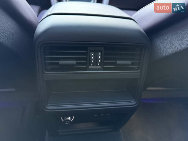 Черный Порше Cayenne Coupe, объемом двигателя 3.98 л и пробегом 19 тыс. км за 170000 $, фото 68 на Automoto.ua