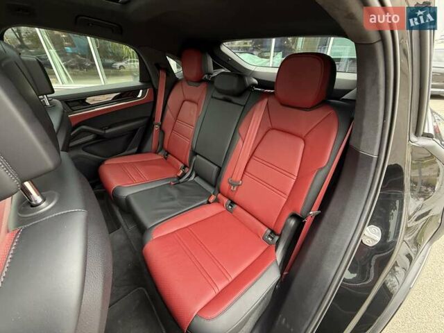 Черный Порше Cayenne Coupe, объемом двигателя 4 л и пробегом 45 тыс. км за 172000 $, фото 24 на Automoto.ua