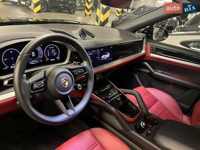 Черный Порше Cayenne Coupe, объемом двигателя 3 л и пробегом 10 тыс. км за 138625 $, фото 3 на Automoto.ua