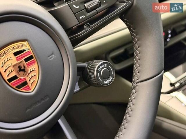 Черный Порше Cayenne Coupe, объемом двигателя 3 л и пробегом 1 тыс. км за 166500 $, фото 36 на Automoto.ua