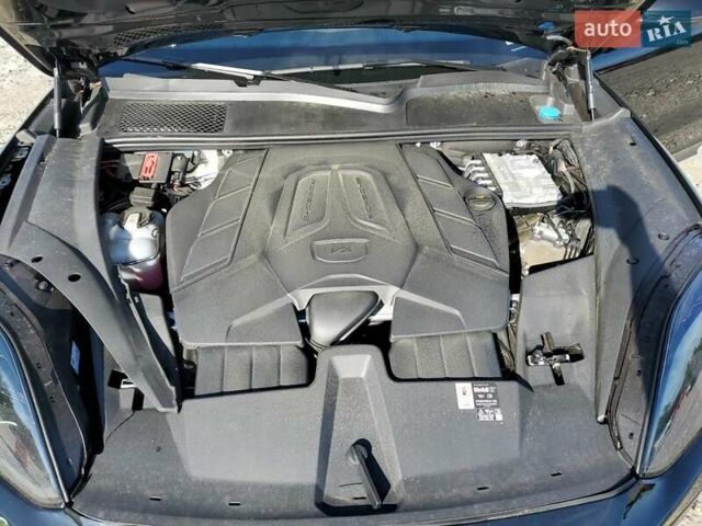 Черный Порше Cayenne Coupe, объемом двигателя 0 л и пробегом 11 тыс. км за 53000 $, фото 11 на Automoto.ua