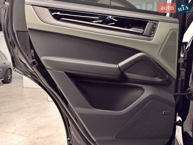 Черный Порше Cayenne Coupe, объемом двигателя 3 л и пробегом 1 тыс. км за 166500 $, фото 55 на Automoto.ua