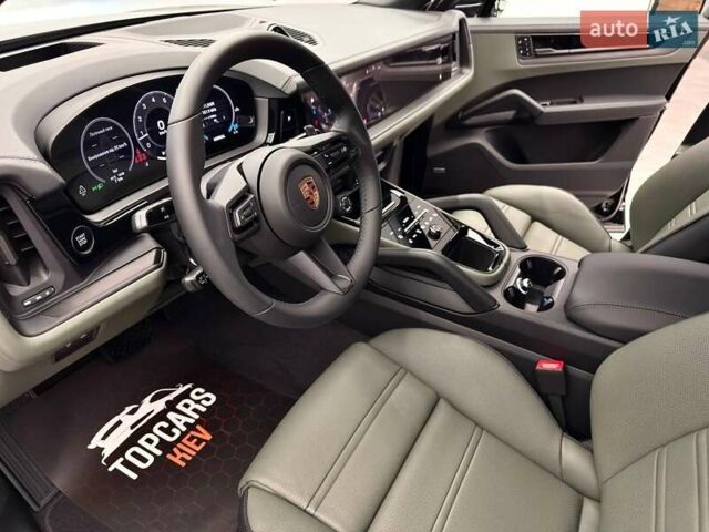 Черный Порше Cayenne Coupe, объемом двигателя 3 л и пробегом 1 тыс. км за 166500 $, фото 28 на Automoto.ua