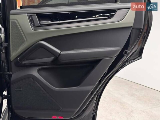 Черный Порше Cayenne Coupe, объемом двигателя 3 л и пробегом 1 тыс. км за 166500 $, фото 60 на Automoto.ua