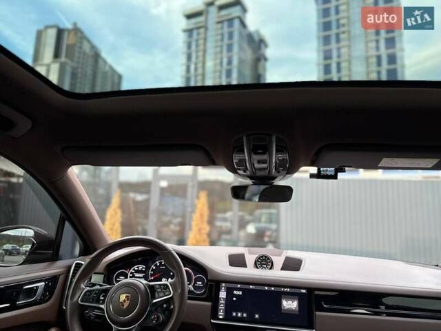Коричневый Порше Cayenne Coupe, объемом двигателя 3 л и пробегом 76 тыс. км за 77000 $, фото 18 на Automoto.ua